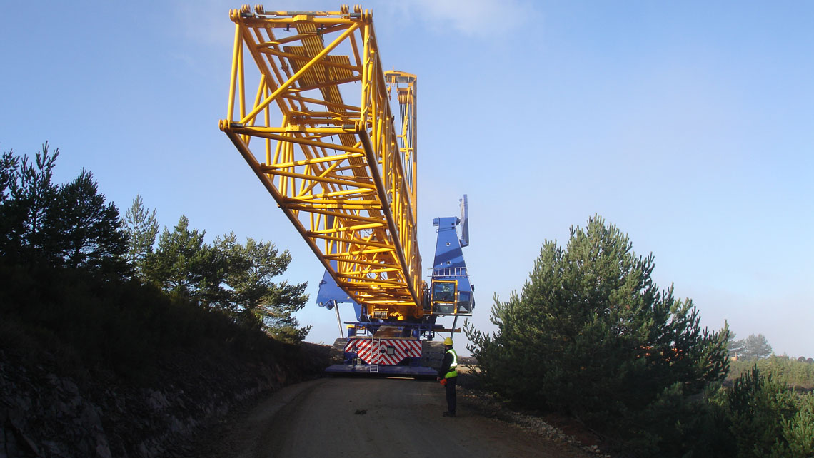 EUROGRUAS purchases a new Terex CC 2800 NT crane