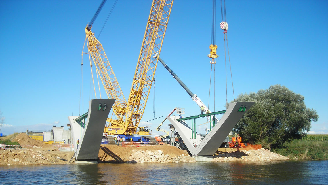 EUROGRUAS takes part in the construction of a viaduct over river Duero through Zamora 